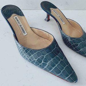 Manolo Blahnik Carolyne Mules